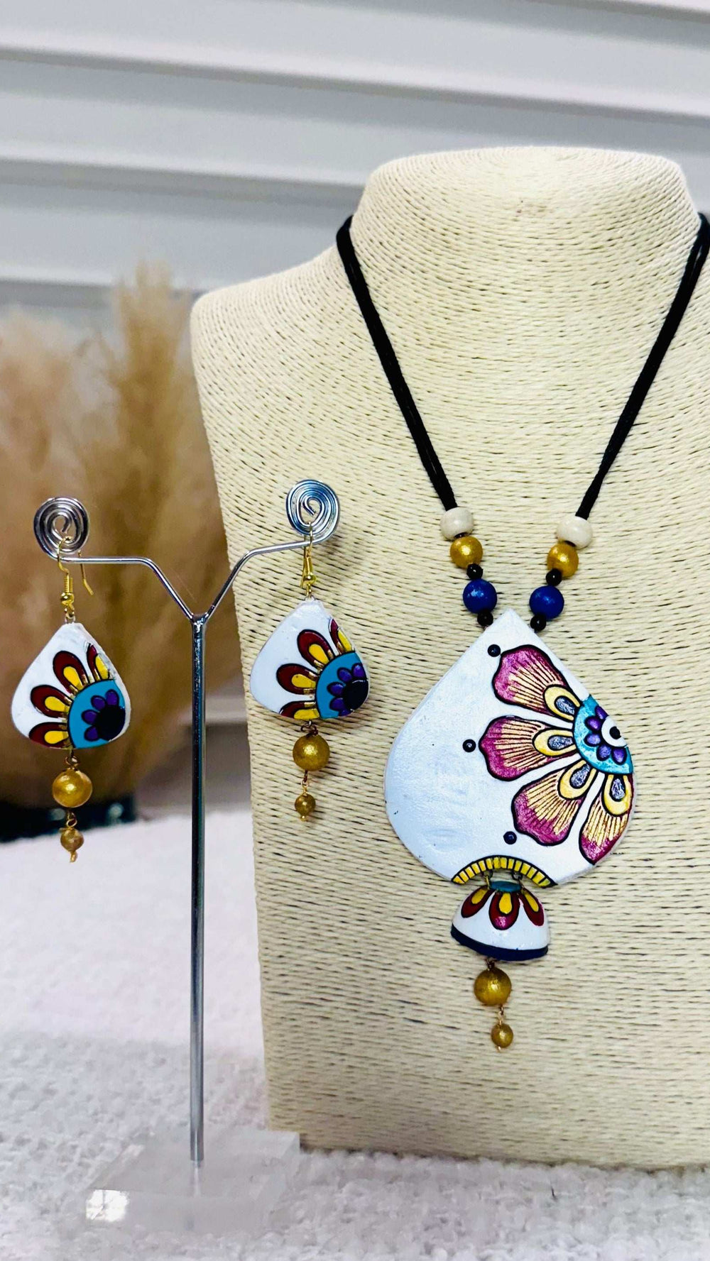 Hand-Painted Terracotta Floral Necklace & Earrings Set - Occean By Soumali