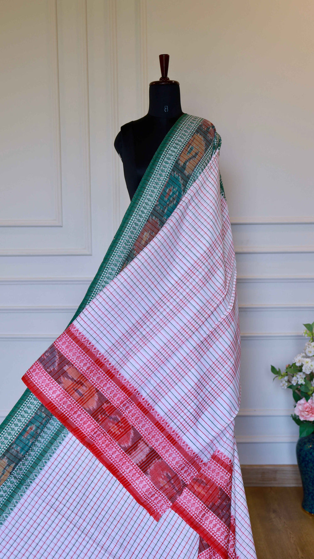 Authentic White Handloom Cotton Saree with Red & Green Ganga Jamuna Border