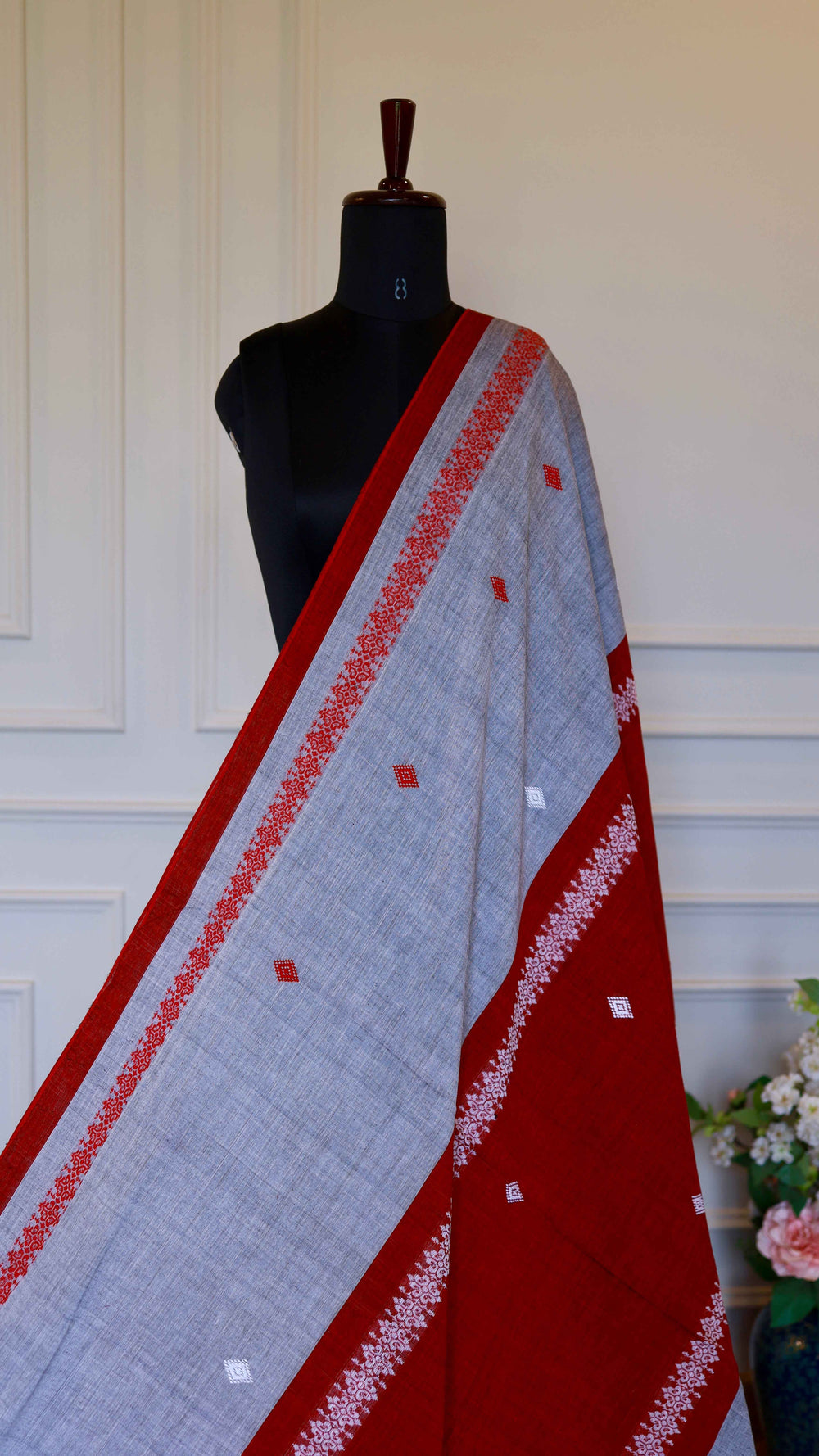 Authentic Handloom Cotton Saree with Traditional Red & Grey Thread Work