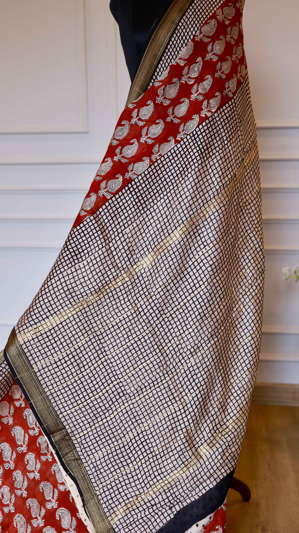 Maheshwari Handblock Printed Silk Saree in Red and Cream