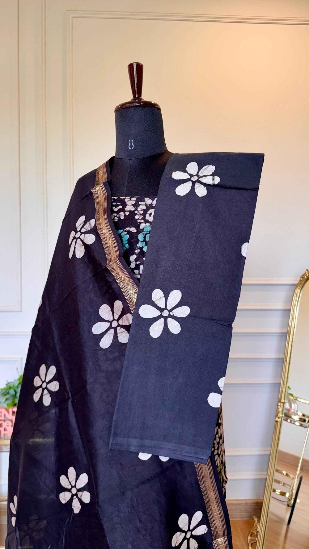 The Midnight Batik Maheshwari Silk Suit