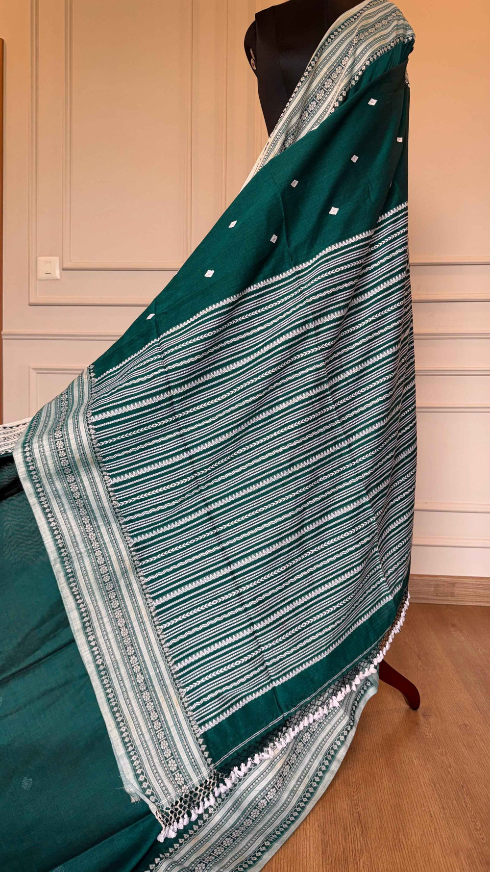 Deep Emerald Handloom Cotton Saree with Intricate White Thread Work