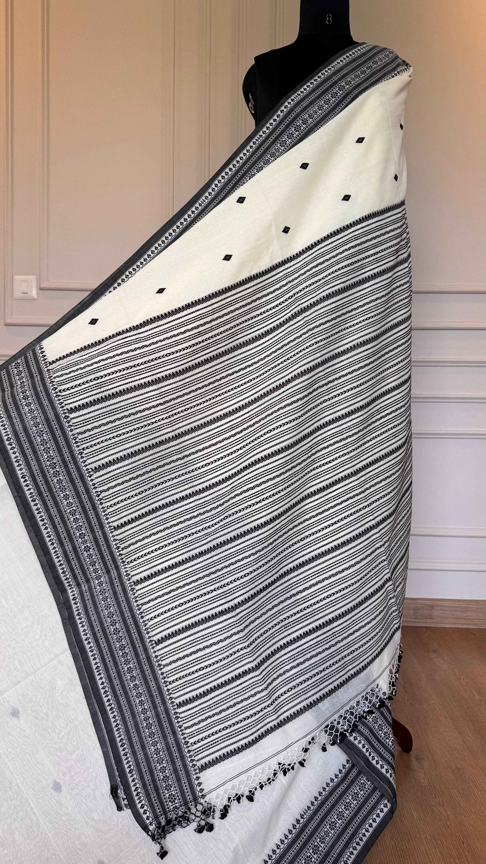 Handloom Cotton Saree with Black Geometric Thread Work – Cream | TITAFU