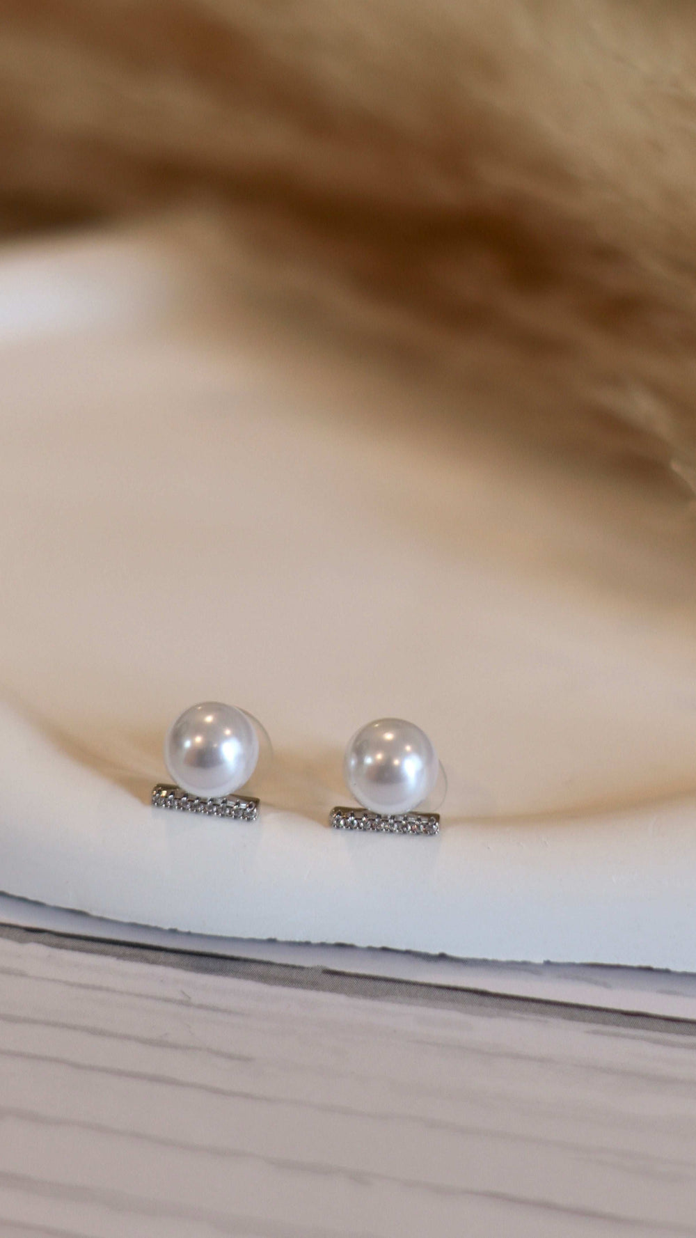 Silver-Plated Pearls Beaded Contemporary Studs Earrings - Occean By Soumali